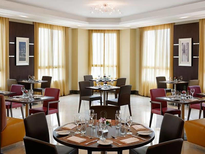 Marriott Executive Apartments Riyadh, Convention Center Exteriör bild